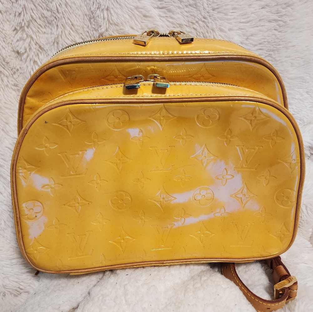 LOUIS VUITTON Monogram Vernis Murrey Backpack Yell